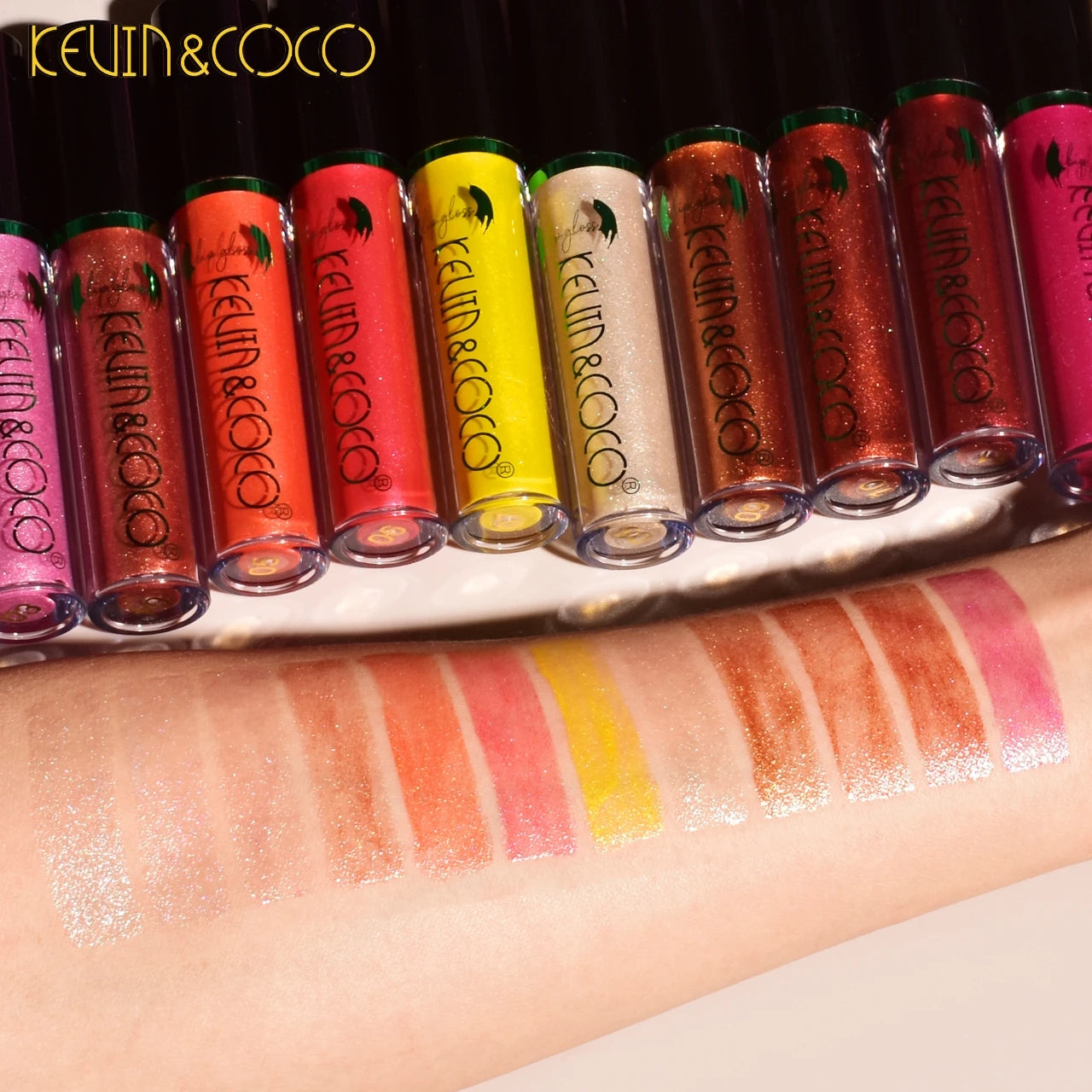 12 COLOR MATTE LIP GLOSS KEVIN & COCO - ¡Edición Especial Halloween! + 1 MASCARILLA LABIAL